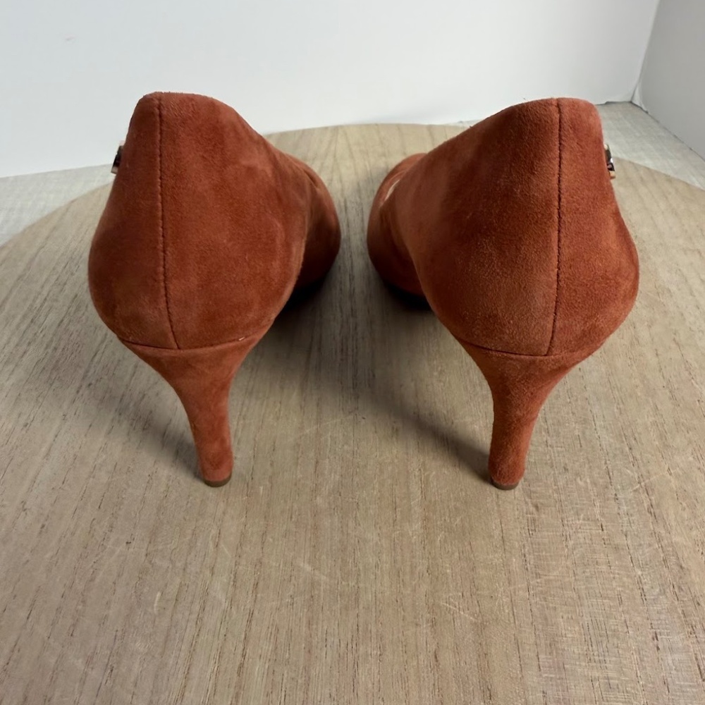 Taryn Rose Women’s Suede Pumps Heels Brown Rust Size 7.5 - Picture 3 of 7